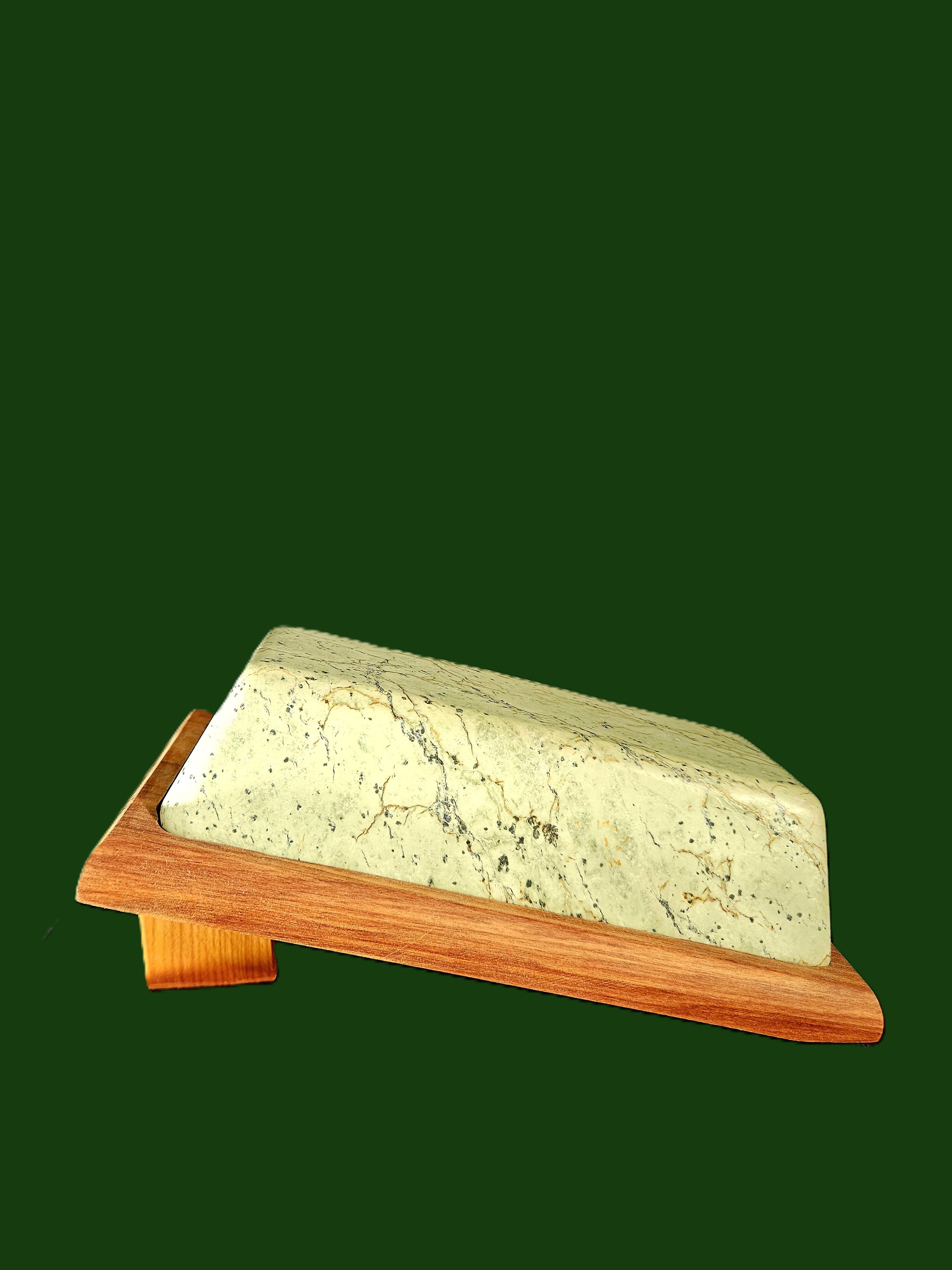 Rare Jade Ingot mounted on a rimu shoe (IN0003)