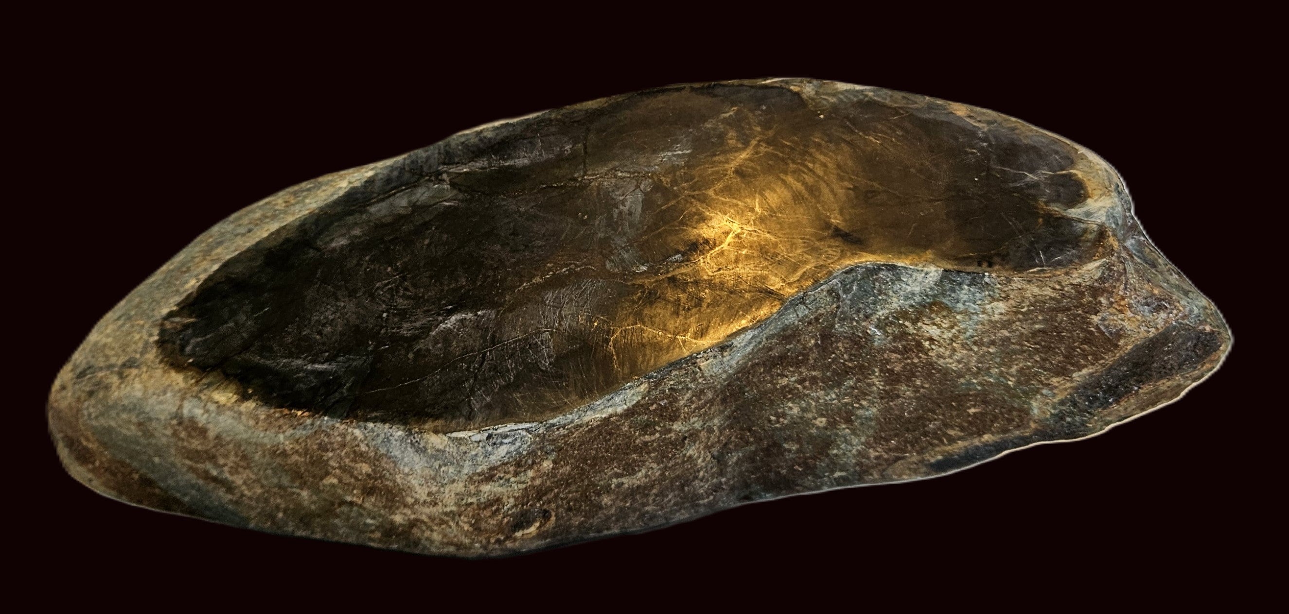 Tangiwai jade carvers stone, alternate angle